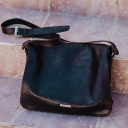 Freestyle leather bag...